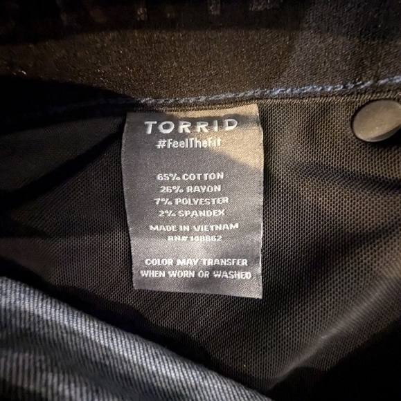 Crop Bombshell Skinny Premium Stretch High-Rise Jean, NWOT Size 18 - Picture 7 of 10